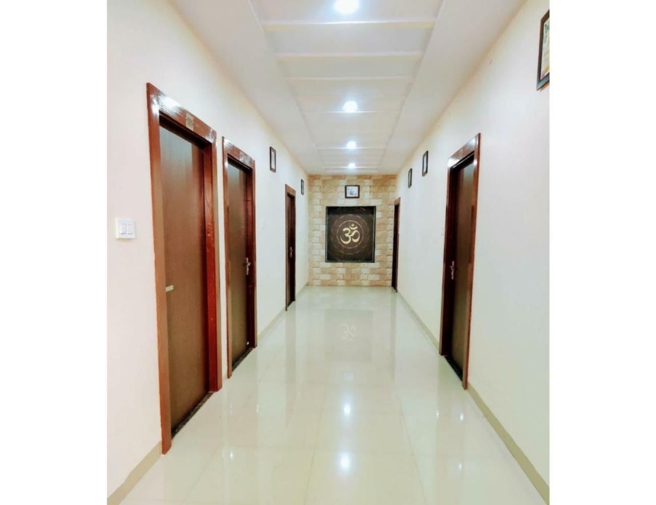 Hotel Pragati, Chanderi, Mp Экстерьер фото
